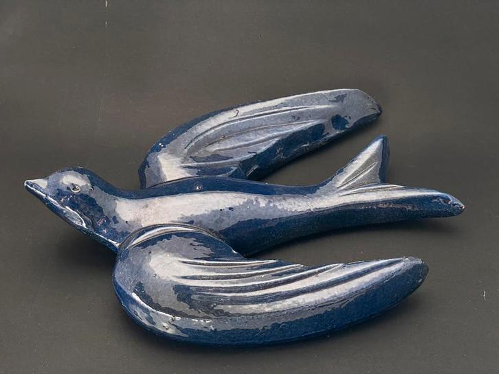 Keramische zwaluw wanddecoratie blauw vintage, Antiek en Kunst, Antiek | Keramiek en Aardewerk, Ophalen of Verzenden