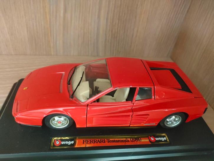 Klassieke Ferrari Testarossa 1984 Bburago, Hobby en Vrije tijd, Modelauto's | 1:24, Auto, Burago