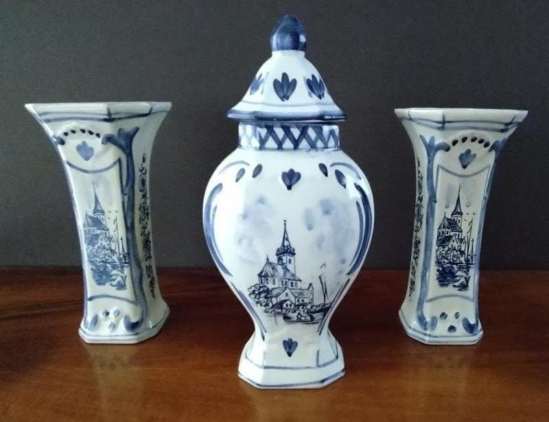 vazen Delfts Blauw ( kaststel ), Antiek en Kunst, Antiek | Vazen, Ophalen of Verzenden