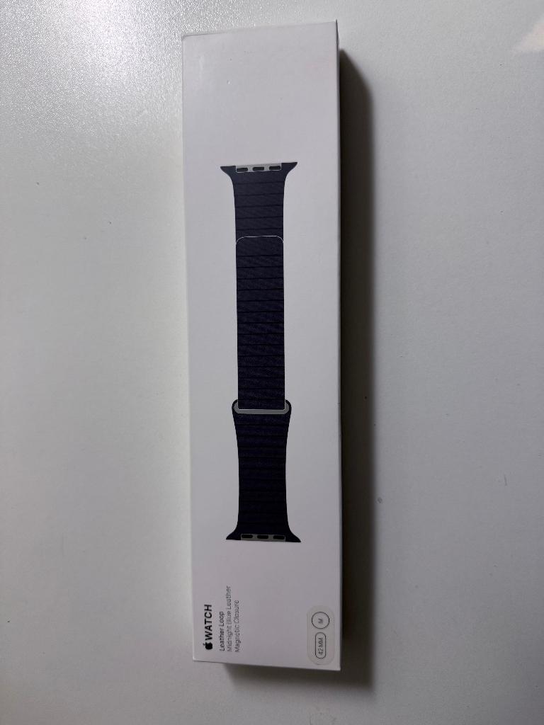 2 bracelets Apple Watch avec boucle en cuir, Enlèvement ou Envoi, Neuf, IOS, APPLE