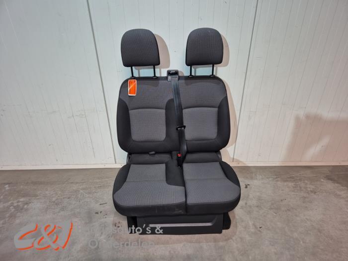 Banquette avant droit d'un Renault Trafic, Autos : Pièces & Accessoires, Renault, -, 3 mois de garantie, Utilisé