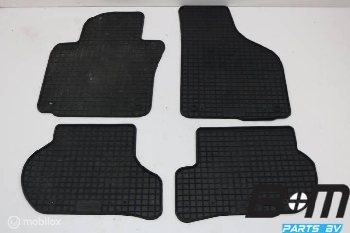 Set rubberen vloermatten VW Scirocco, Golf 5/6 en of Jetta, Auto-onderdelen, Interieur en Bekleding, Gebruikt