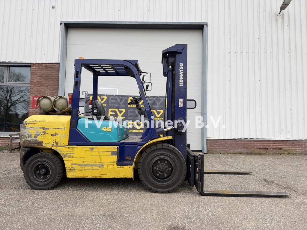 Chariot élévateur Komatsu FG45T-7 (1999), Enlèvement