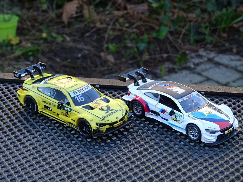 Set de 2 BMW M4 DTM - 1/43, Enlèvement ou Envoi, Comme neuf, Voiture