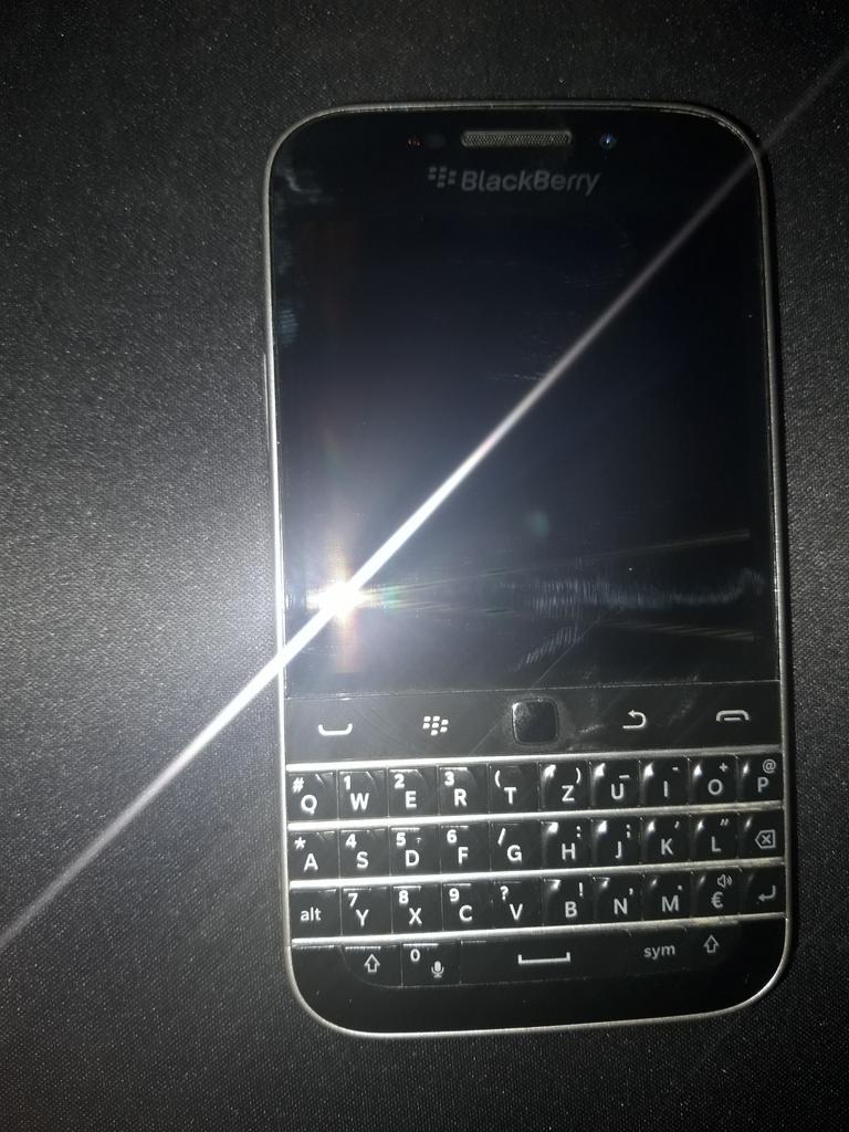 Blackberry Classic 16GB, Télécoms, Enlèvement ou Envoi, 6 mégapixels ou plus, Utilisé, Sans abonnement