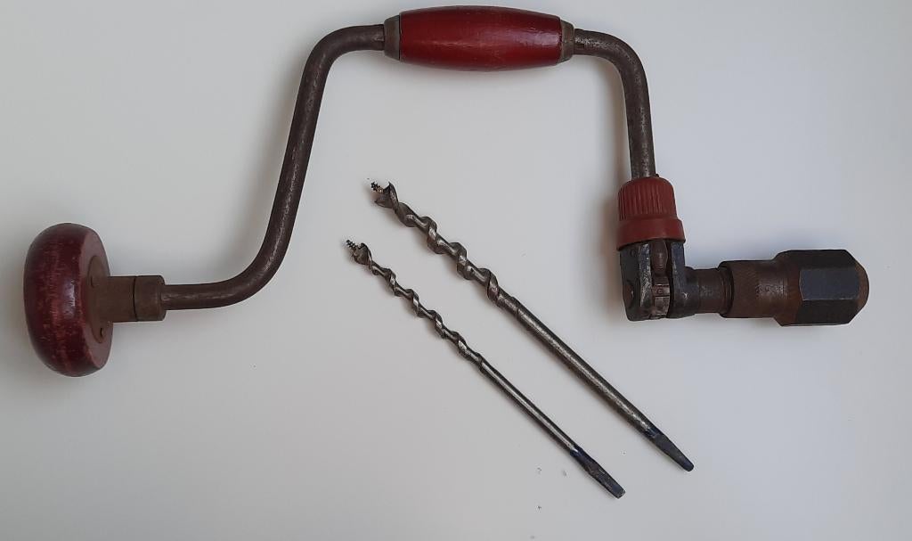 Handboor en 2 boren, Ophalen of Verzenden, Gebruikt