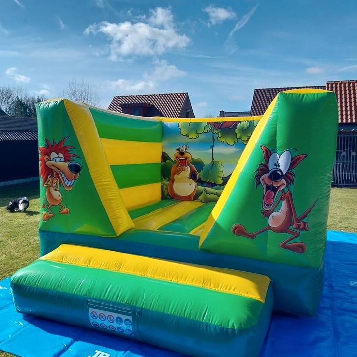 Springkasteel Jungle te huur zele!, Hobby & Loisirs créatifs, Articles de fête | Location, Neuf, Envoi