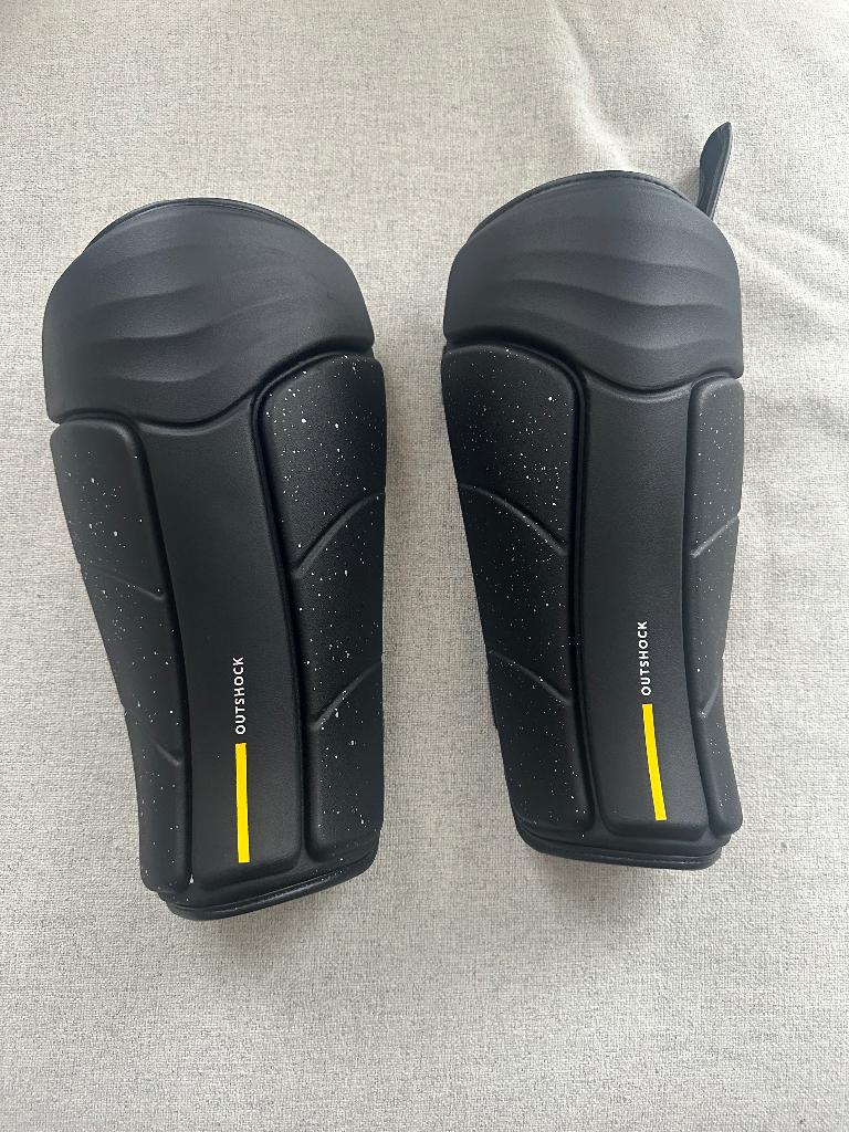 Scheenbeschermers, Sports & Fitness, Sports de combat & Self-défense, Comme neuf, Enlèvement, Protection pour arts martiaux, Autres