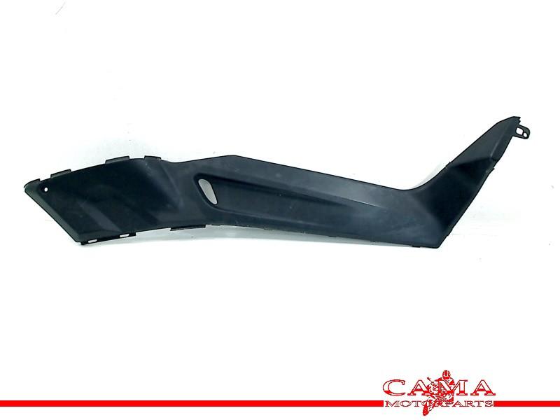 AFDEKKAP FRAME RECHTS YP 250 R X-MAX 2005-2009 (YP250R 5GJ), Motoren, Dhr. S. di Majo, Gebruikt, Info@cama-motorparts.nl, P.J. Troelstraweg 8 8
3144 CX  MAASSLUIS, NL