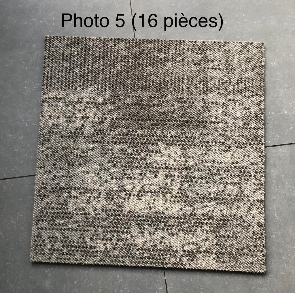 Dalles de tapis à poser, (50x50cm) neuf   3€/piece, Enlèvement, Neuf