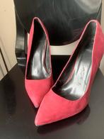 Escarpins velours fuchsia rose talons aiguilles T 38, Enlèvement ou Envoi, Comme neuf, Rose, Escarpins