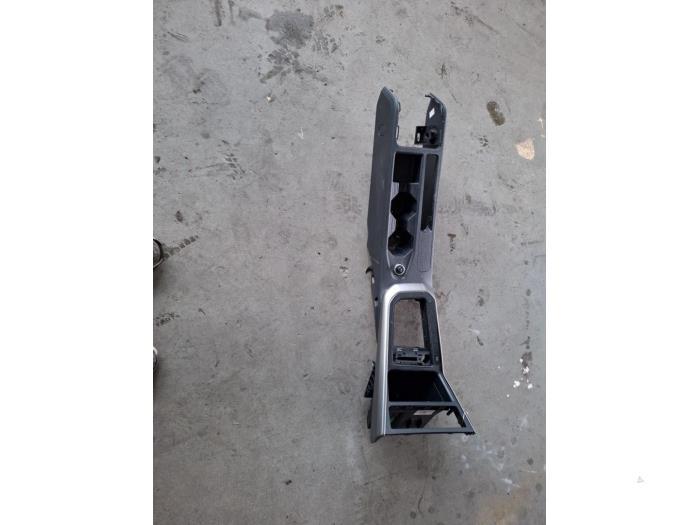 Console centrale d'un Volkswagen Polo, Autos : Pièces & Accessoires, Habitacle & Garnissage, Volkswagen, Utilisé, 3 mois de garantie