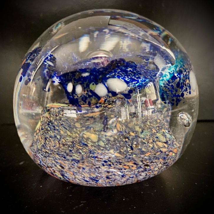 Val saint Lambert Presse papier Sulfure Diamètre 7,5 cm, Antiquités & Art, Antiquités | Verre & Cristal, Enlèvement ou Envoi