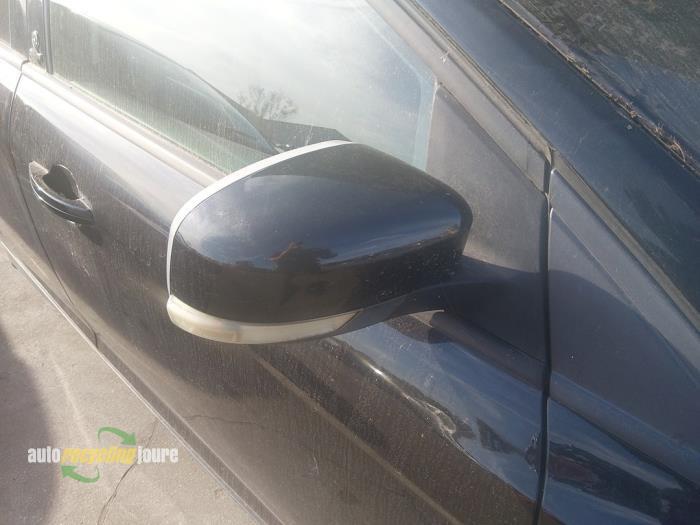 Rétroviseur extérieur droit d'un Ford Focus, -, -, 3 mois de garantie, -