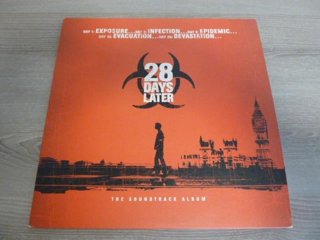 28 Days Later LP OST 2003 XLLP161 RARE!!!, CD & DVD, Vinyles | Musiques de film & Bandes son, 12 pouces, Enlèvement, Avec poster