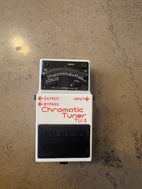 A vendre Boss TU‑3 Chromatic Tuner – Pédale accordeur, Muziek en Instrumenten, Effecten, Nieuw, Overige typen, Ophalen of Verzenden