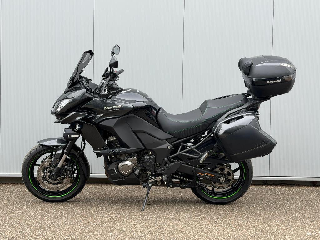 Kawasaki Versys 1000 Édition Grand Tourer/ Poignée chauffage, Motos, Permis Moto A, Tourisme, Entreprise, Plus de 35 kW
