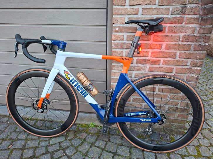 Cinelli Pressure " Rock the white " Ultegra Di2, Fietsen en Brommers, Fietsen | Racefietsen, Carbon, Ophalen of Verzenden