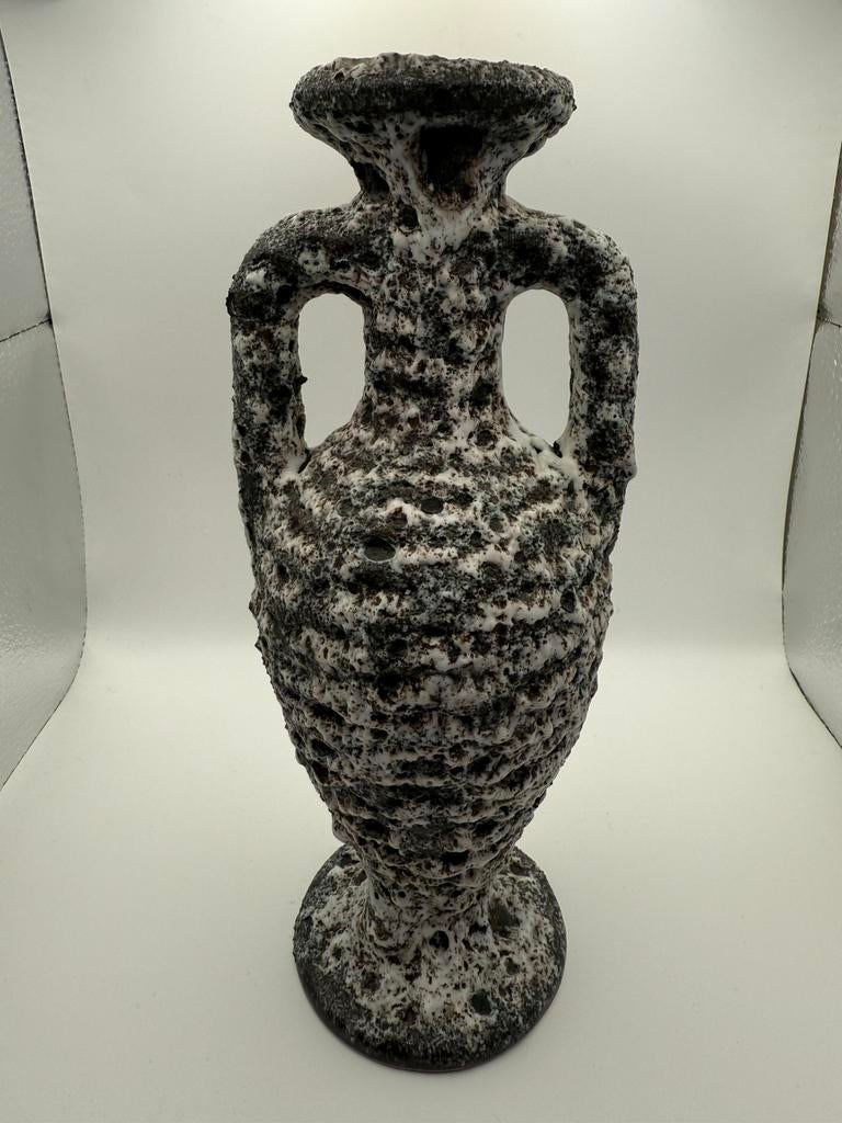 Vintage vaas in dikke lavastijl, Ophalen