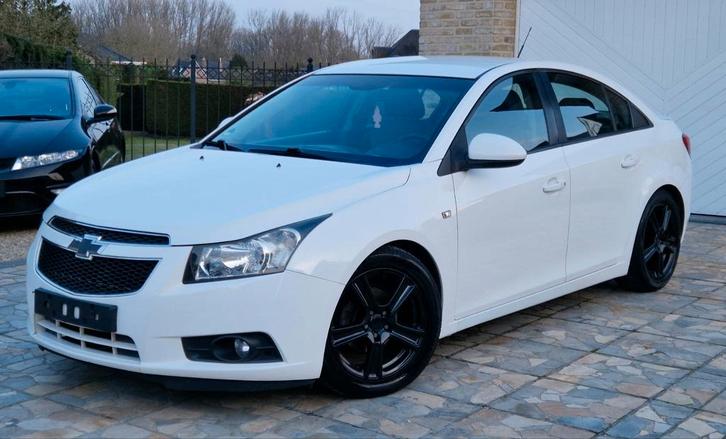 Chevrolet cruze 1.8 benzine euro 5 zeer net, Auto's, Chevrolet, Particulier, Te koop, Cruze, Benzine, Euro 5, Berline, Handgeschakeld