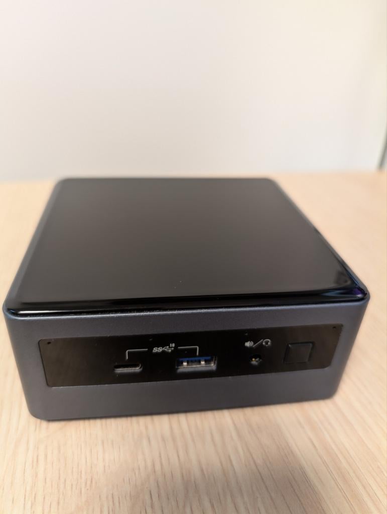 Intel NUC I5 10-10210u 16GB ddr4 en 240gb ssd met w11 pro, Computers en Software, Desktop Pc's, Ophalen