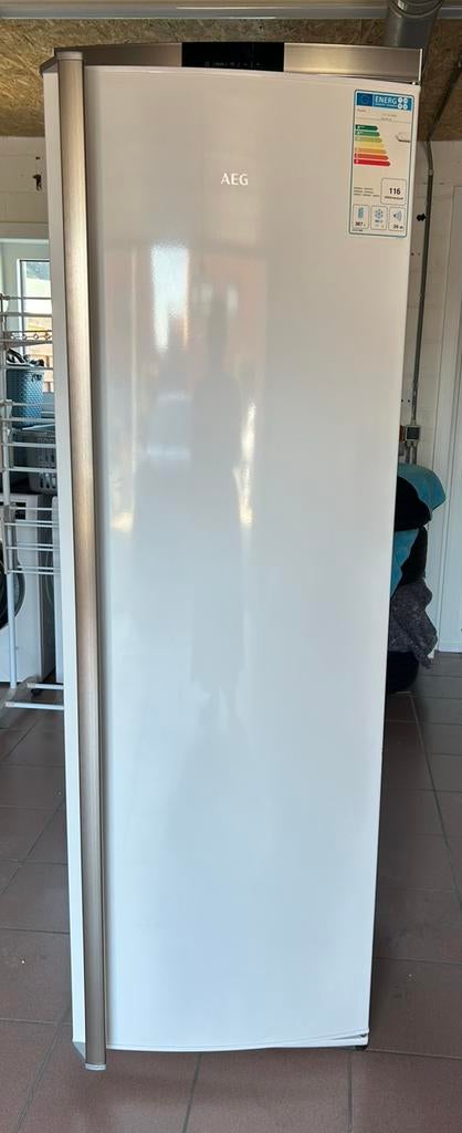 Koelkast AEG, Elektronische apparatuur, Koelkasten en IJskasten, Ophalen, 200 liter of meer, 60 cm of meer, 160 cm of meer