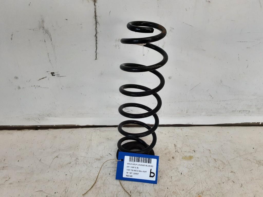 RESSORT DE SUSPENSION ARRIERE Golf VII (AUA) (5Q0511121), Autos : Pièces & Accessoires, Suspension & Châssis, Volkswagen, Utilisé