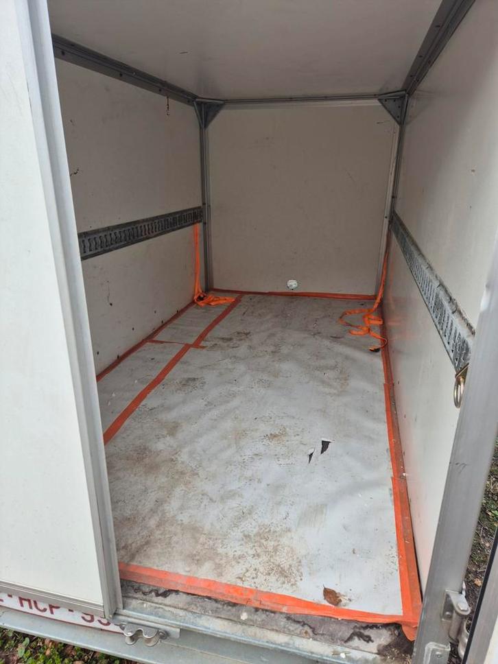 Remorque fermée à louer, Autos : Divers, Remorques, Enlèvement