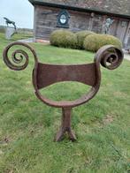 Grand grattoir à pieds ancien en fer forgé, Enlèvement