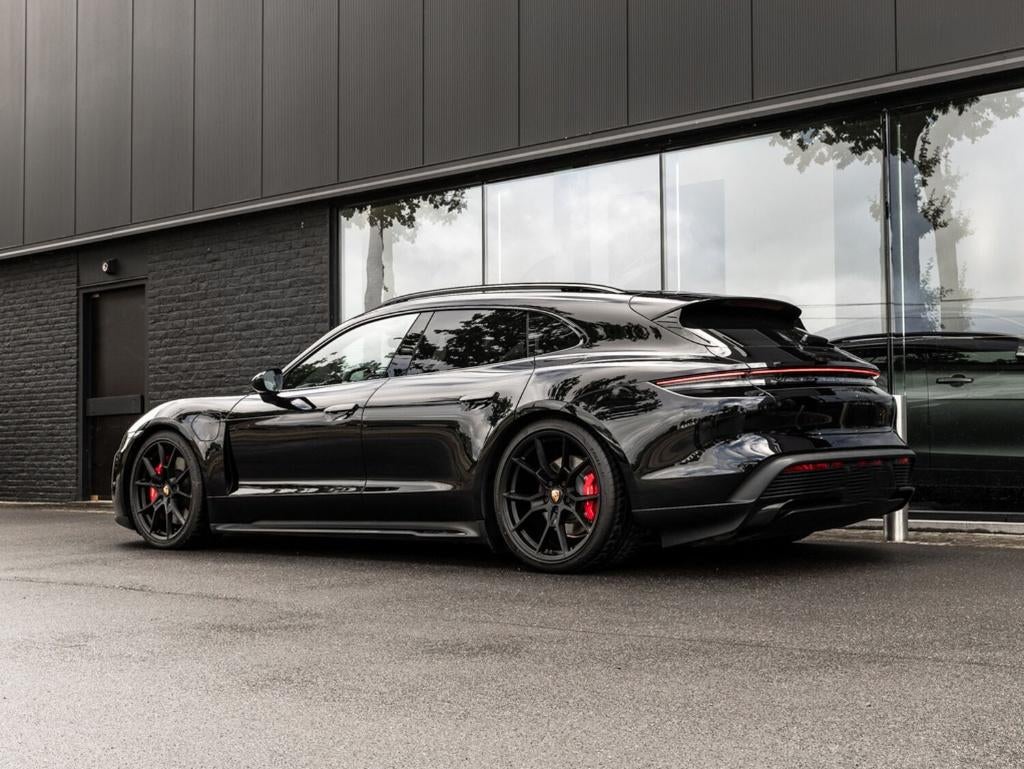 Porsche Taycan GTS Sport Tourismo... 25 000 km ..tva recup, Autos, Porsche, Cuir et Alcantara, Achat, Noir, 5 portes