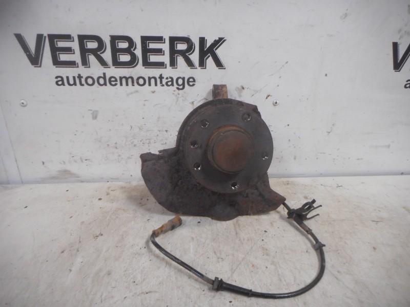MOYEU DE ROUE AVANT DROIT Opel Senator B (01-1987/12-1996), Utilisé, Opel