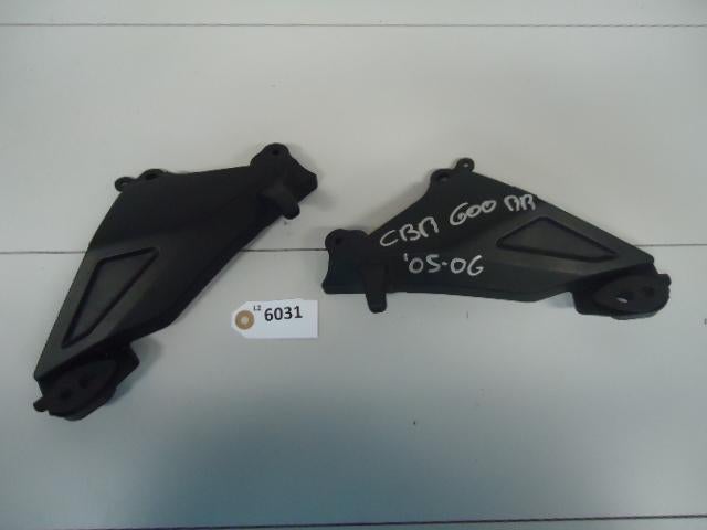 CBR600RR 2005 - 2006 Honda Cover Cover over demper D1-28267, Motoren, Onderdelen | Honda