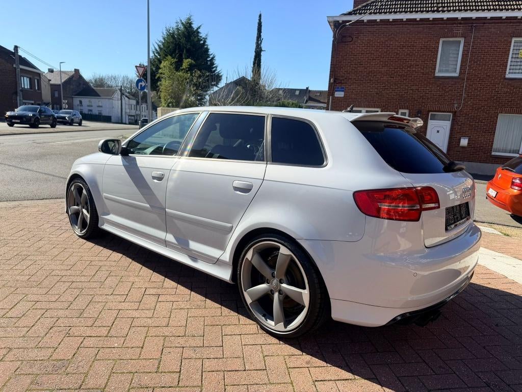Audi RS3, Cuir, Achat, RS3, Carnet d'entretien