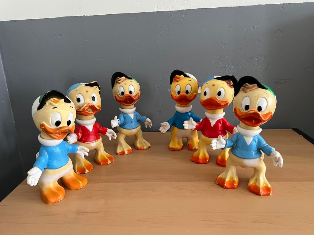 Kwik Kwek Kwak Walt Disney Rubber pieppeest ‘60 izgst, Ophalen, Overige figuren, Zo goed als nieuw, Beeldje of Figuurtje