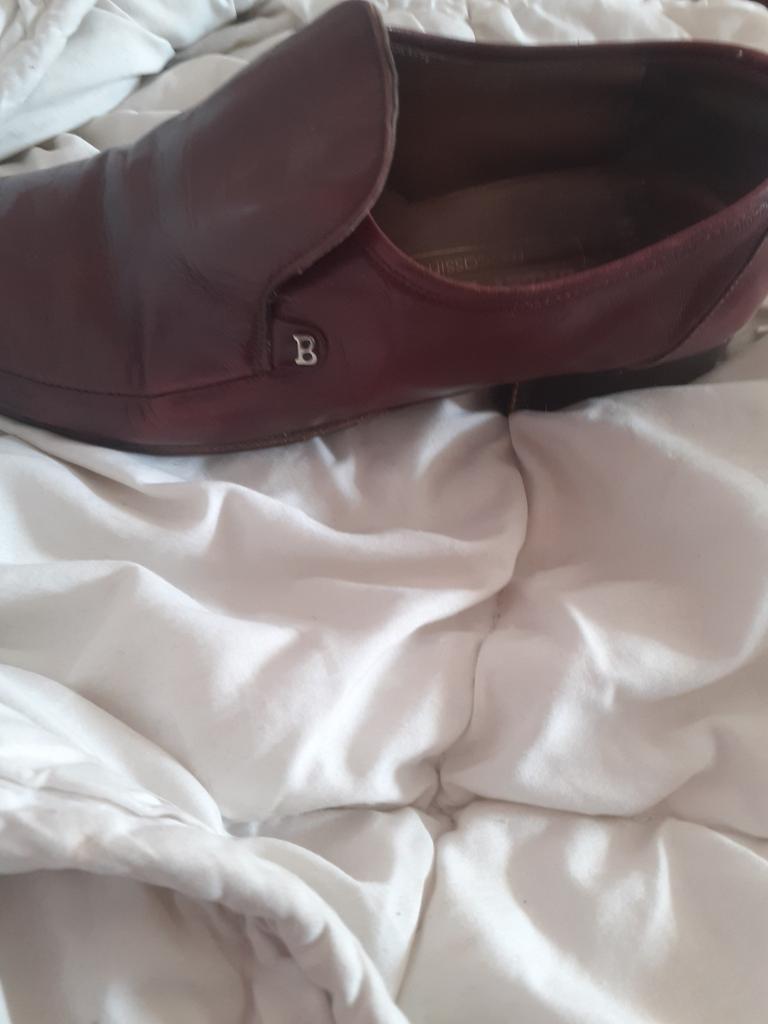 Chaussure Bally pointure 40 ou 7., Enlèvement ou Envoi