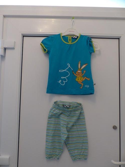 Pyjama Woody avec lapins - taille 104, Enfants & Bébés, Vêtements enfant | Taille 104, Comme neuf, Fille, Vêtements de nuit ou Sous-vêtements