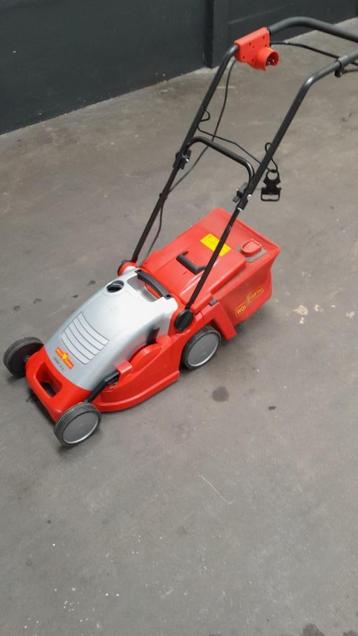 Gras machine Wolf garten expert beschikbaar voor biedingen