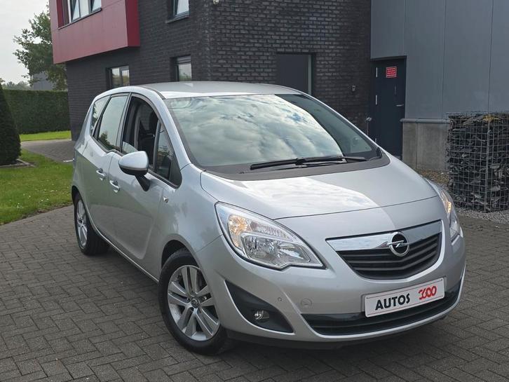 Opel meriva 44.000km/benzine /airco/garantie en keuring, Auto's, Opel, Bedrijf, Meriva, Bluetooth, Parkeersensor, Radio, Benzine