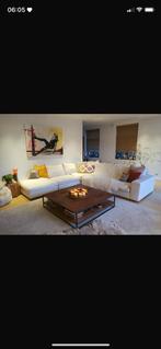 Hoek salon, Enlèvement