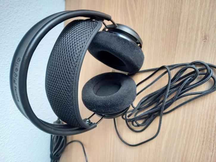 PHILIPS X2HR/00 grote hoofdtelefoon, Computers en Software, Headsets, Zo goed als nieuw, Over-ear, Bedraad, Ophalen of Verzenden