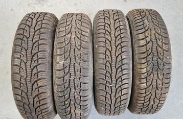 4 ROUE COMPLETE PNEU NEUF 13 POUCE 155 70 R13 uniroyal beschikbaar voor biedingen