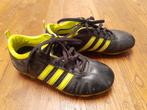 Leren voetbalschoenen Adidas maat 33-34, Sport en Fitness, Voetbal, Ophalen, Gebruikt, Schoenen