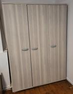 Kledingkast, Huis en Inrichting, Kasten | Kleerkasten, 100 tot 150 cm, 200 cm of meer, Zo goed als nieuw, 50 tot 75 cm