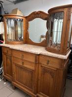 Eiken buffet kast massief eik. Met stoelen en tafel ., Antiek en Kunst, Ophalen of Verzenden