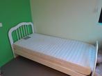 Eenpersoonsbed in wit hout + recente matras en lattenbodem, Huis en Inrichting, Slaapkamer | Bedden, Ophalen, Gebruikt, 90 cm