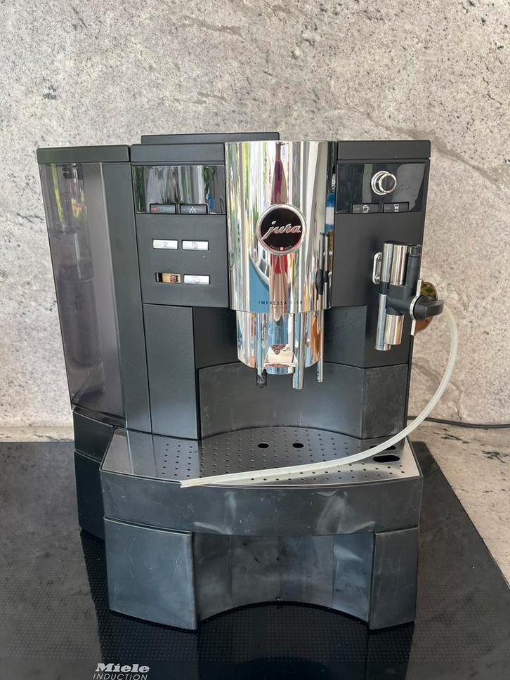 Jura Impressa Xs90, Elektronische apparatuur, Koffiezetapparaten, Gebruikt, Gemalen koffie, Koffiebonen, Koffiemachine, 10 kopjes of meer