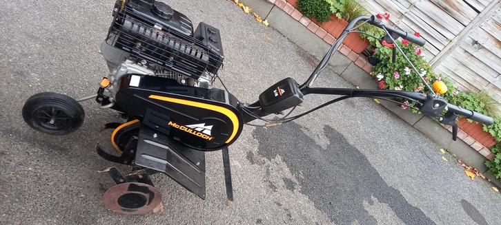 TUINFREES (NIEUWPRIJS 637€) SLECHTS 4X1U GEBRUIKT IN 4 JAAR, Tuin en Terras, Hand-tuingereedschap, Ophalen