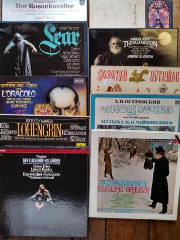 Lot van 11 Operas (39LPs)