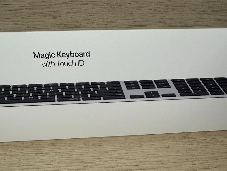 Clavier Apple Magic Keyboard (neuf, boîte scellée), Computers en Software, Toetsenborden, Nieuw, Azerty, Draadloos, Ophalen