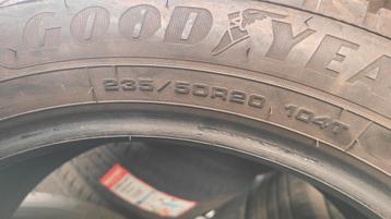 235:50r20 104t Goodyear winterbanden demo 80€ per stuk met m beschikbaar voor biedingen